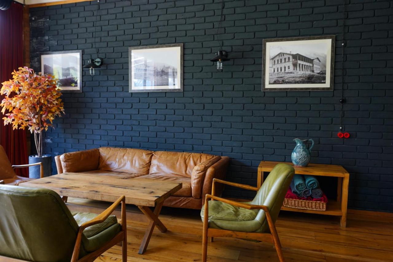 Hotel Stancia Kazbegi - City Center Luaran gambar