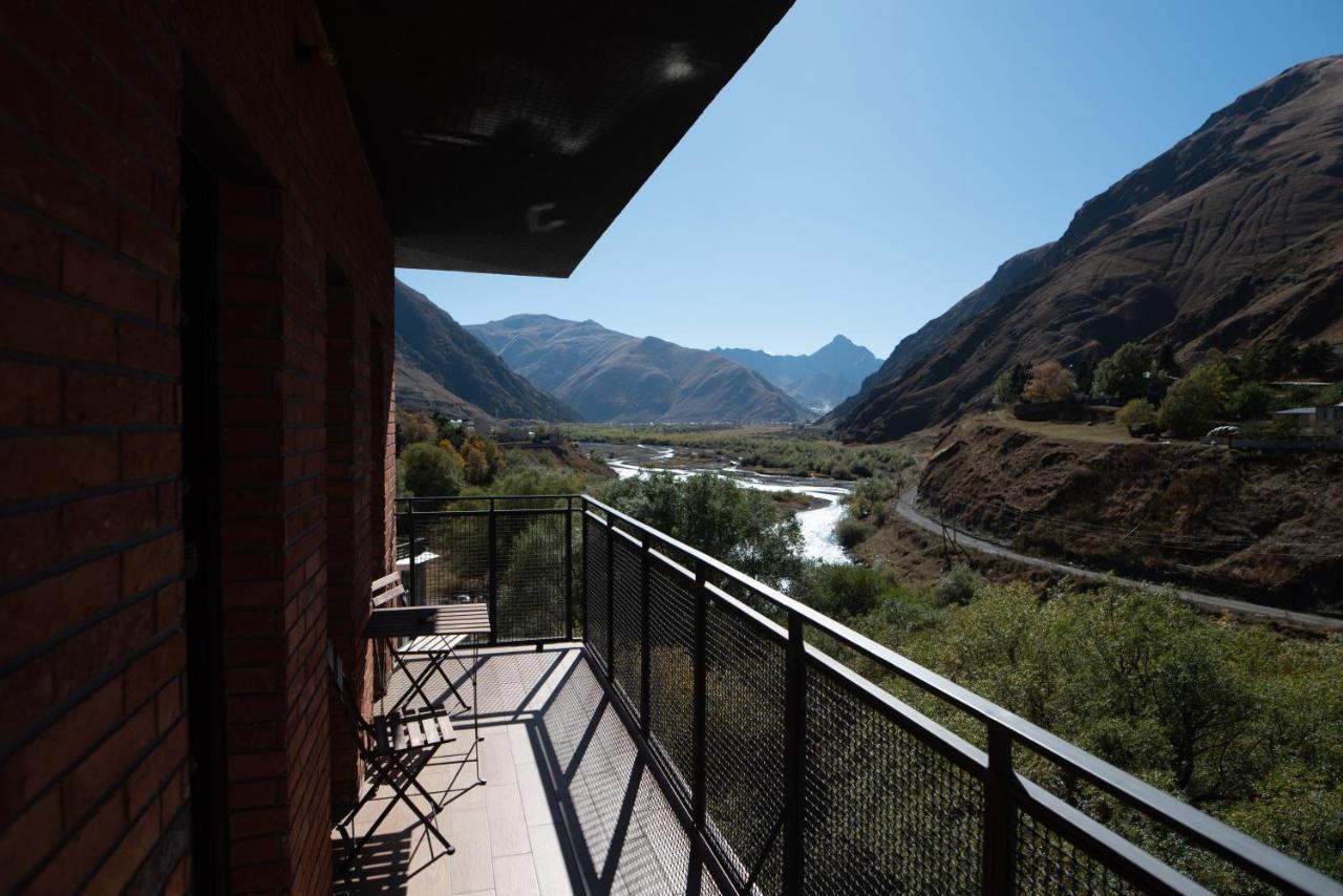 Hotel Stancia Kazbegi - City Center Luaran gambar